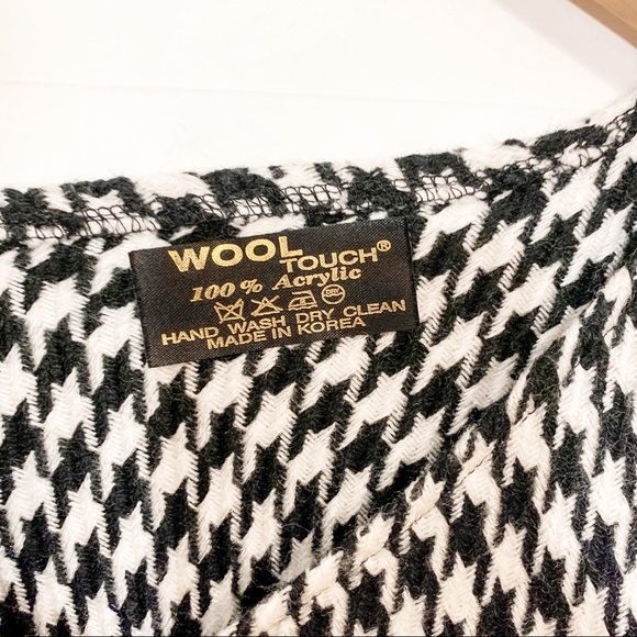 Black and white Houndstooth Shawl Poncho Sweater - Picture 3 of 5
